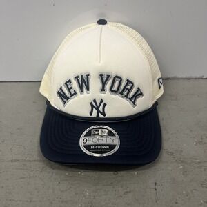 New Era New York Yankees 9FORTY A-Frame Dark Navy Trucker Snapback Hat MLB